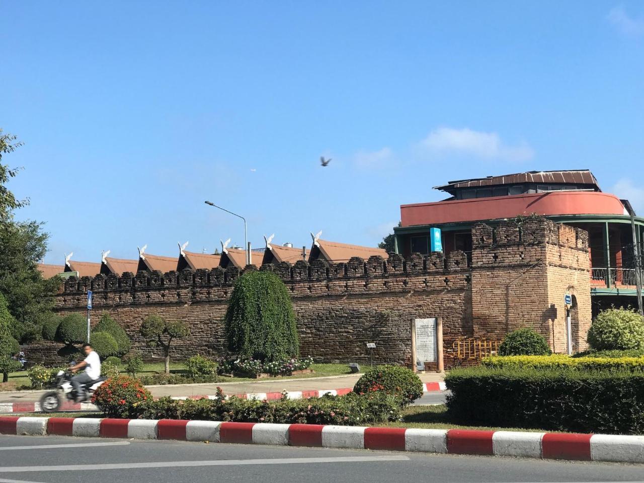 Hotel Lis Nimman Chiang Mai Zewnętrze zdjęcie